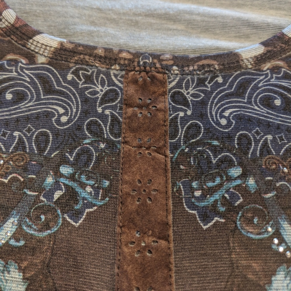 Top - Picture 6 of 6